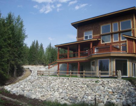 Raft and Stay Packages in Golden BC
