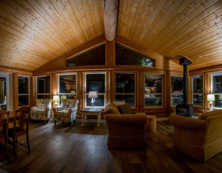 Log cabin lodge in Golden British Columbia